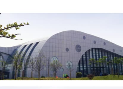 乌鲁木齐会议中心外景网架工程